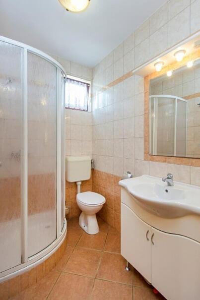 Apartments Tonimir ヴォディツェ エクステリア 写真